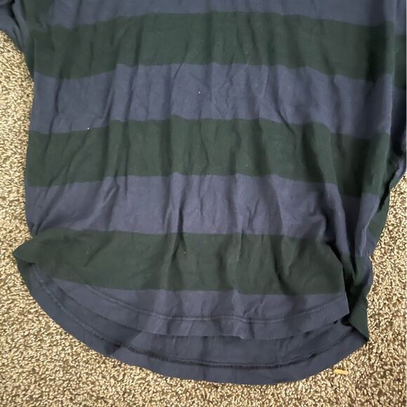 Womens navy & black striped scoop bottoms t-shirt. Crop fit. Super soft. EUC - Picture 3 of 5